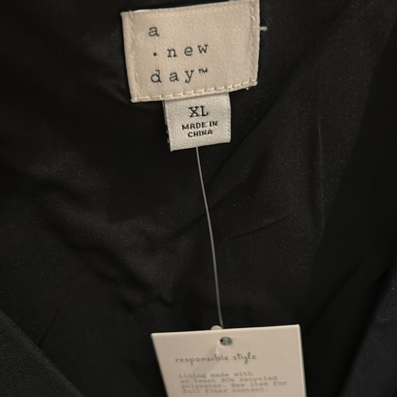 a new day Black Sleeveless Vest - Picture 7 of 8